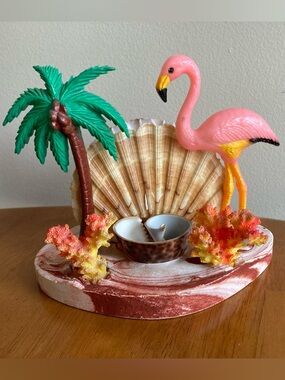 Vintage kitschy souvenir napkin and toothpick holder Florida theme